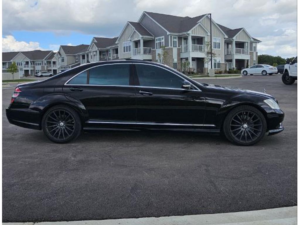MERCEDES-BENZ S 550 4 MATIC